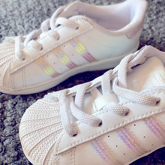 adidas Other - Toddler Iridescent Shelltop Adidas sneakers